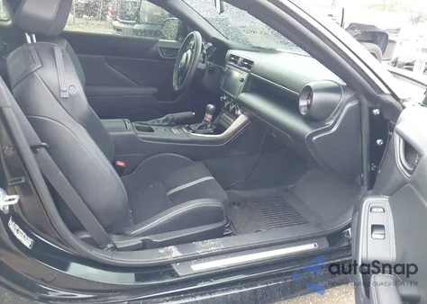 2024 Toyota Gr86 Premium z USA, uszkodzony, nr VIN JF1ZNBE10R8757989